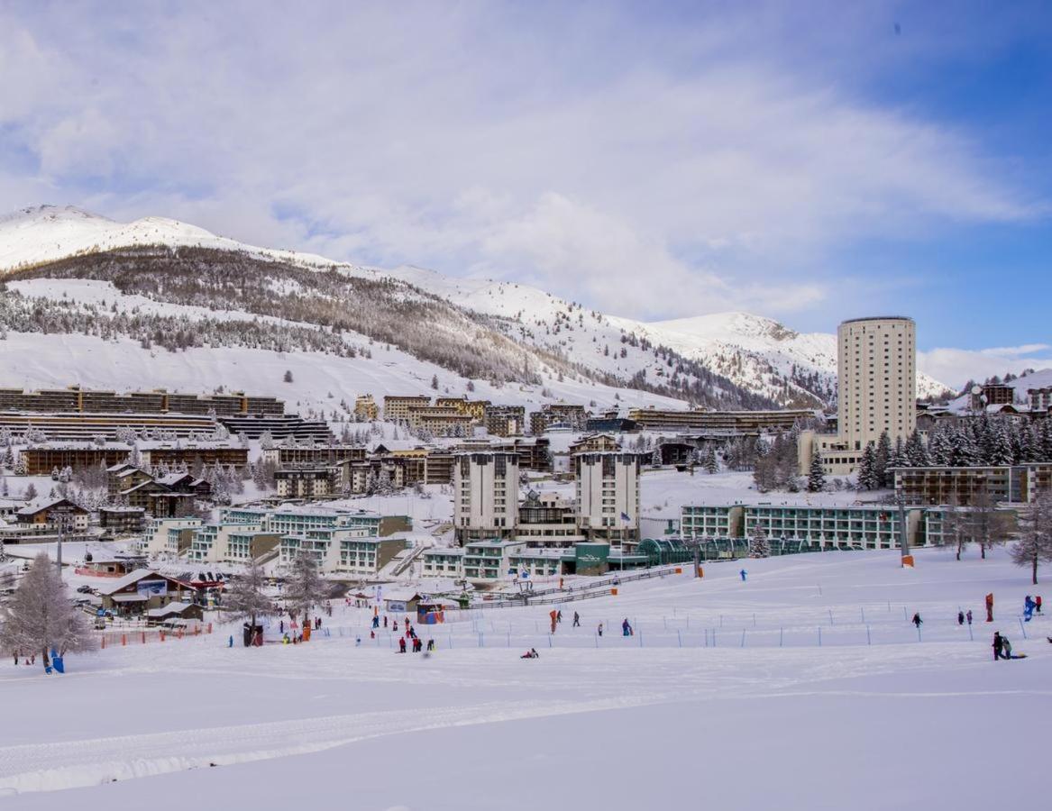 Teleo Vacanze - Villaggio Olimpico Di Colle Sestriere Eksteriør bilde