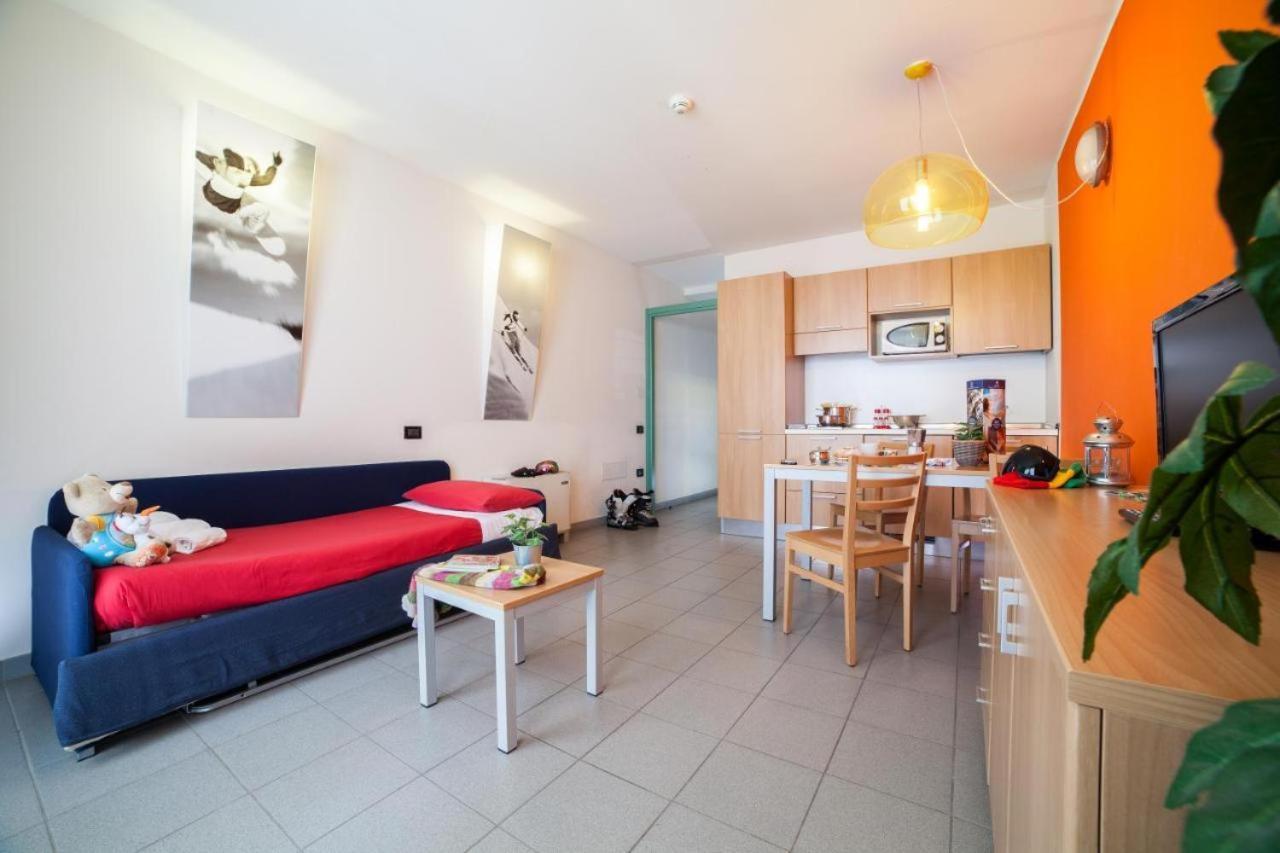 Teleo Vacanze - Villaggio Olimpico Di Colle Sestriere Eksteriør bilde
